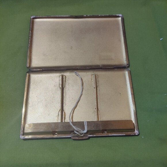 Antique Vintage 1930's England Gold Tone Cigarette Case - Picture 2 of 7
